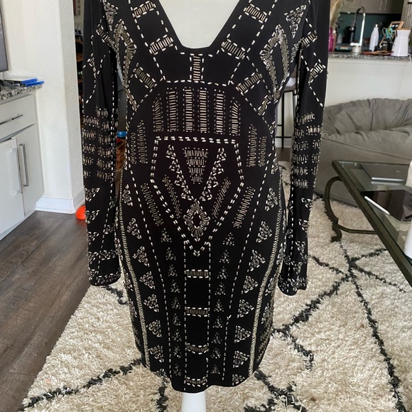 Arden B. Exclusive Beaded Cocktail dress - Picture 4 of 10